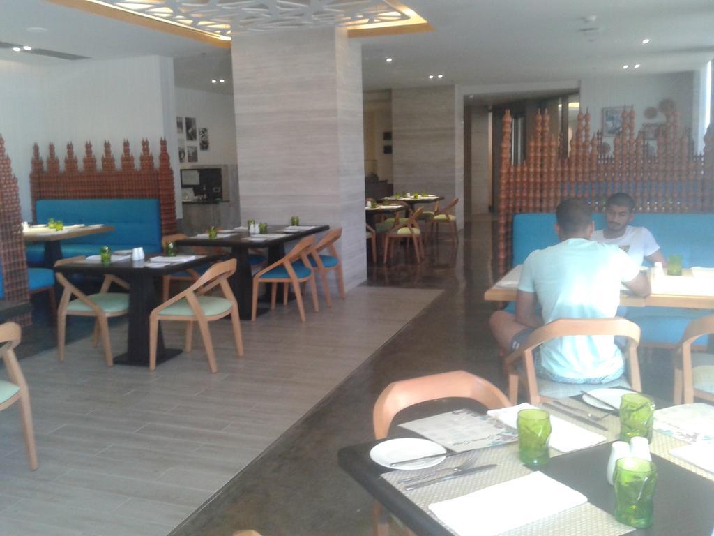 Exclusive Beach And Pools Oceanway Residences Yapak Bagian luar foto